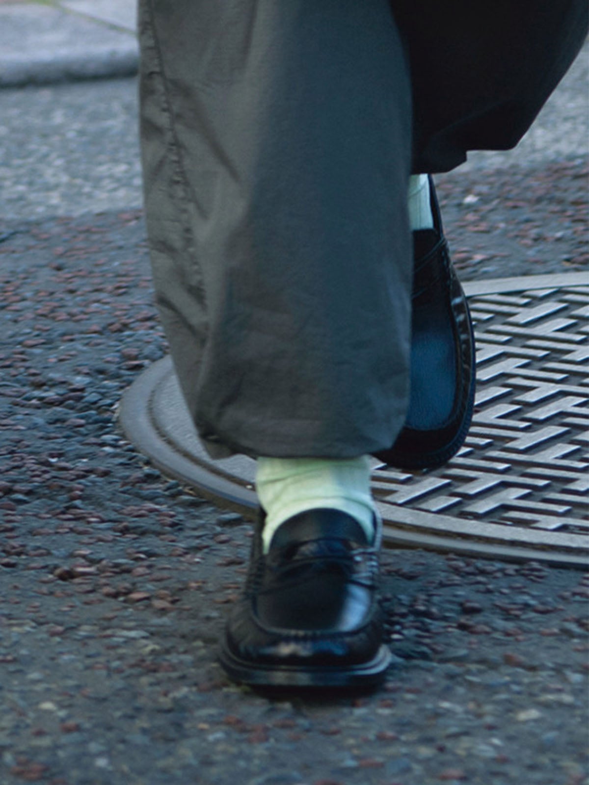 ヴィニーズのJ.プレスと共作したレザー×型押しクロコの「YARDEE」