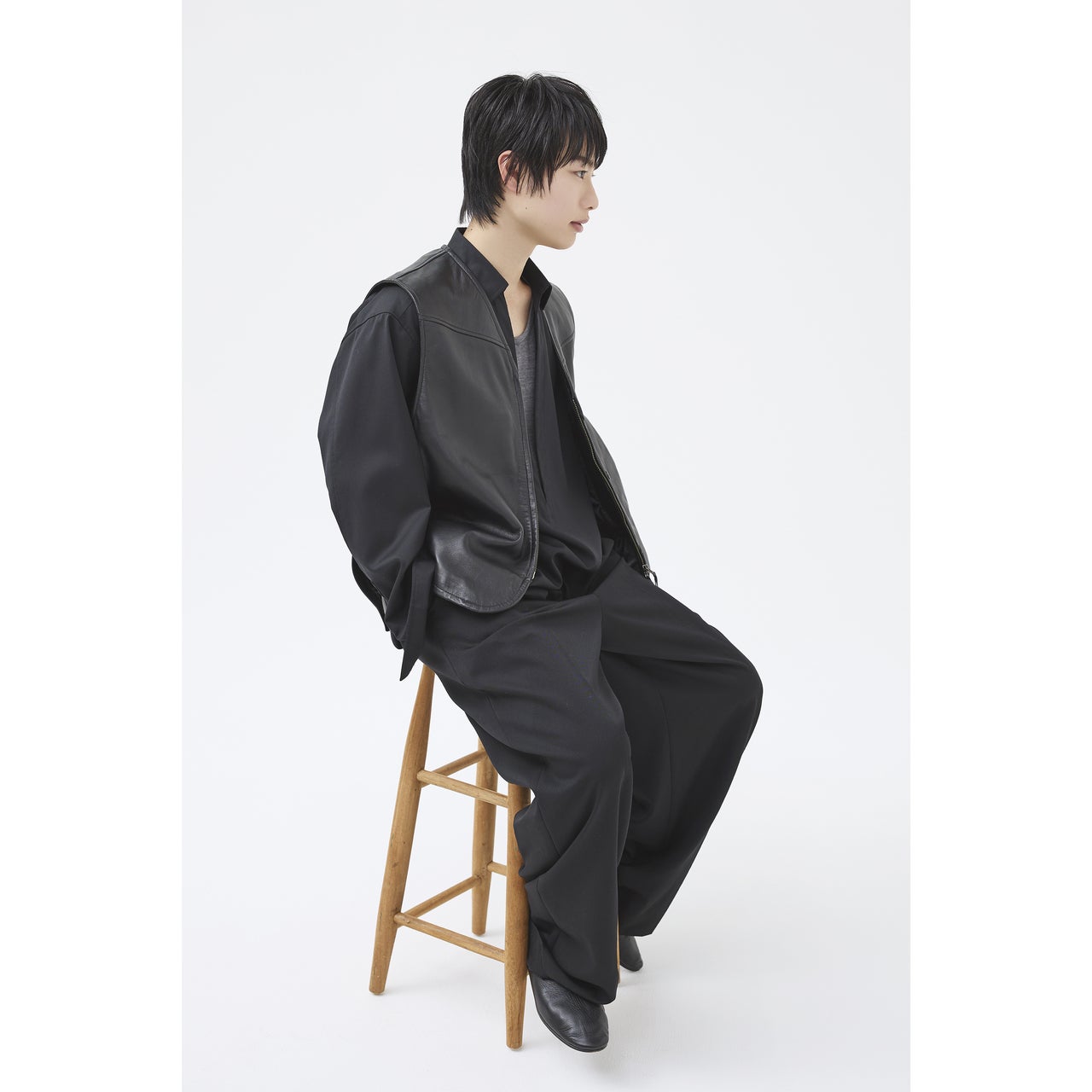 春印象へのシフトは、顔まわりの抜け感でコントロールする