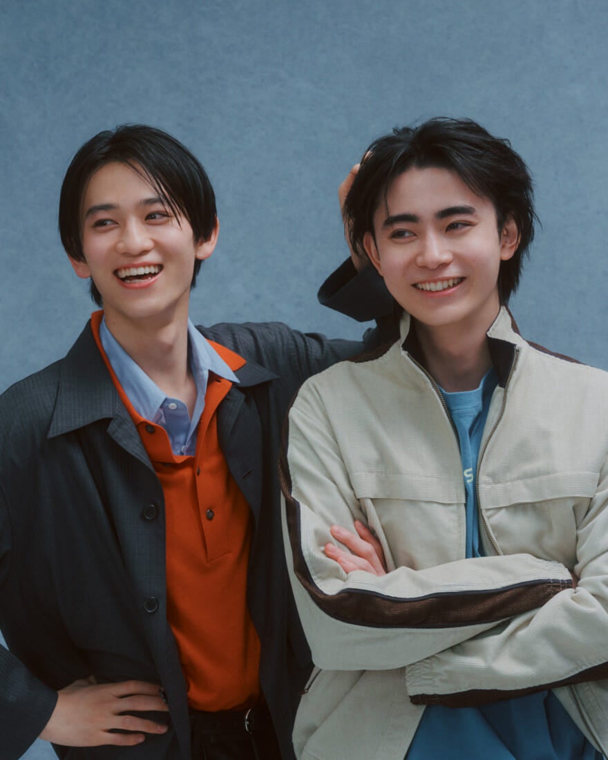 ヘアを褒めあう小方蒼介さんと豊田裕大さん