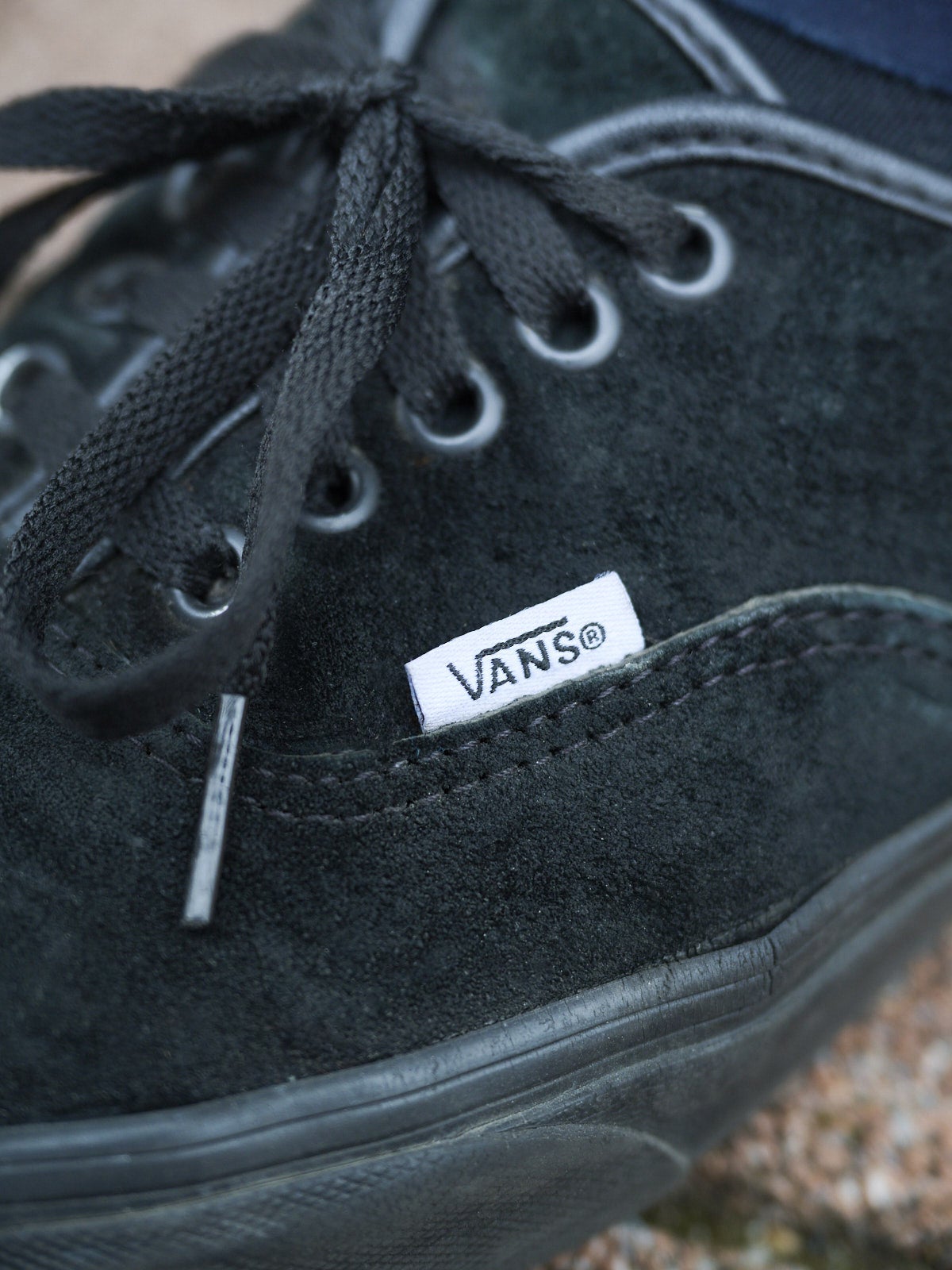 ヴァンズ オーセンティック タグ寄り