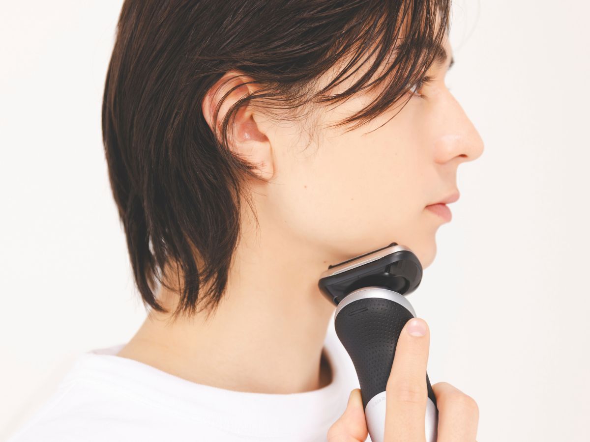 電気シェーバーを使うメリット③ 初心者でも簡単に剃りやすい