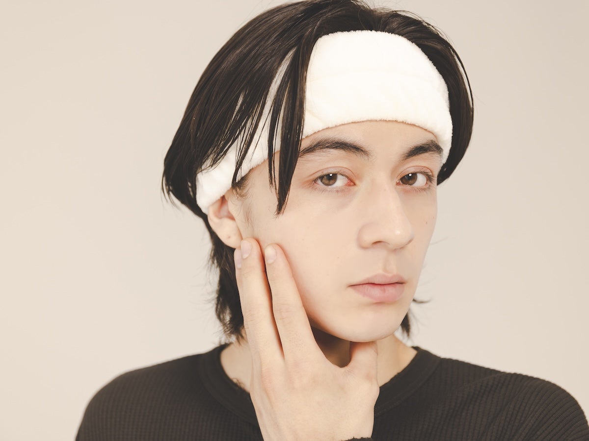 夕方の青髭が気になるなら...「ウェット剃り」のT字カミソリを イメージ画像