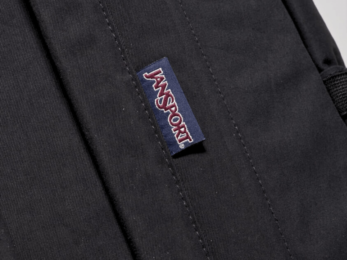 ALL10,000円以下！ 即戦力の「メンズ 黒バッグ」8選。リュック、ショルダー、トート...新生活にも大活躍間違いなしの名品をレビュー。