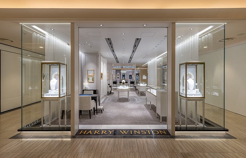 ハリー・ウィンストンうめだ阪急店に新設されたスペース「The World」１