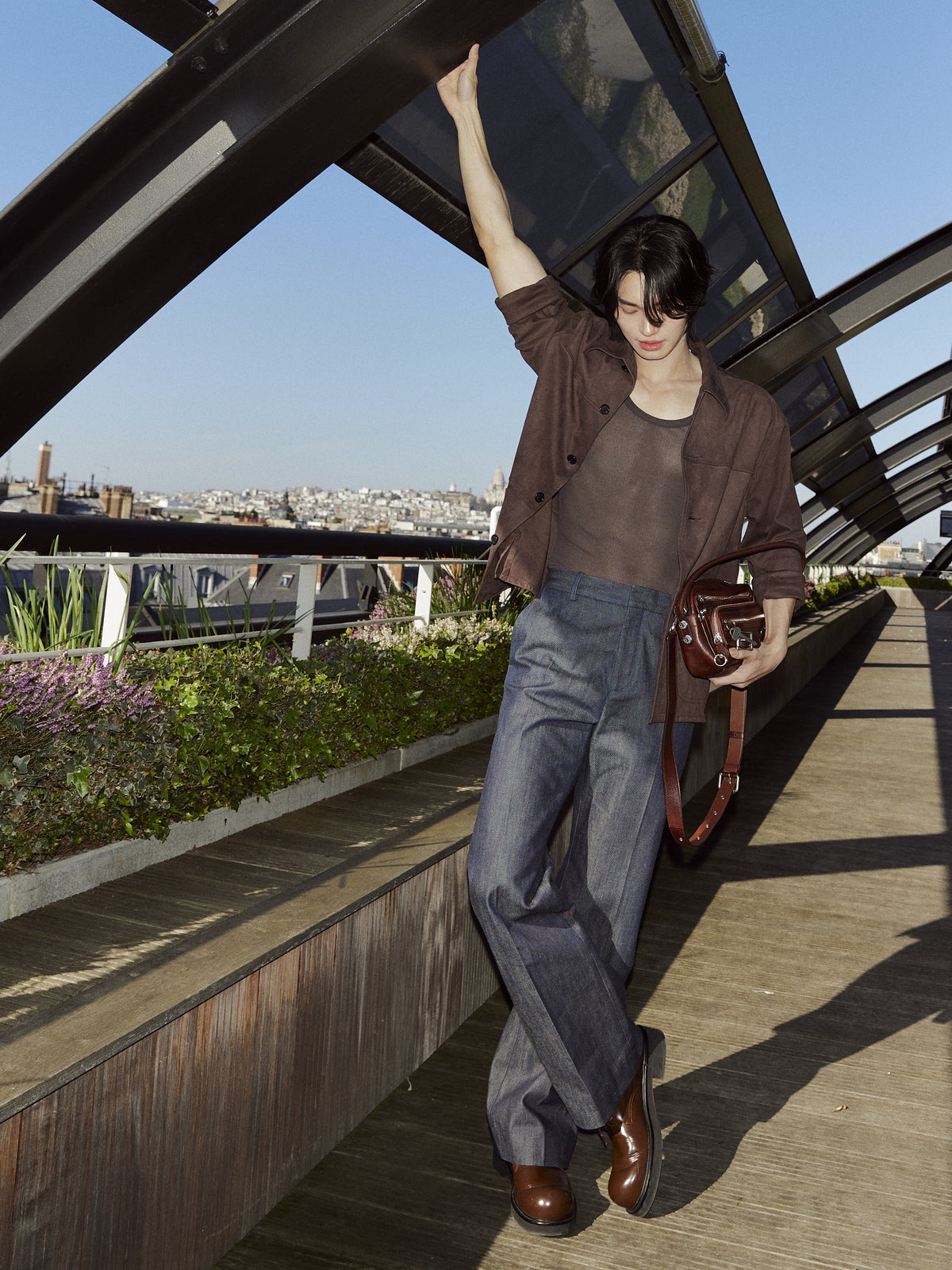 「Camero」新作ベルトバッグを ウィン・メータウィンが着用 6