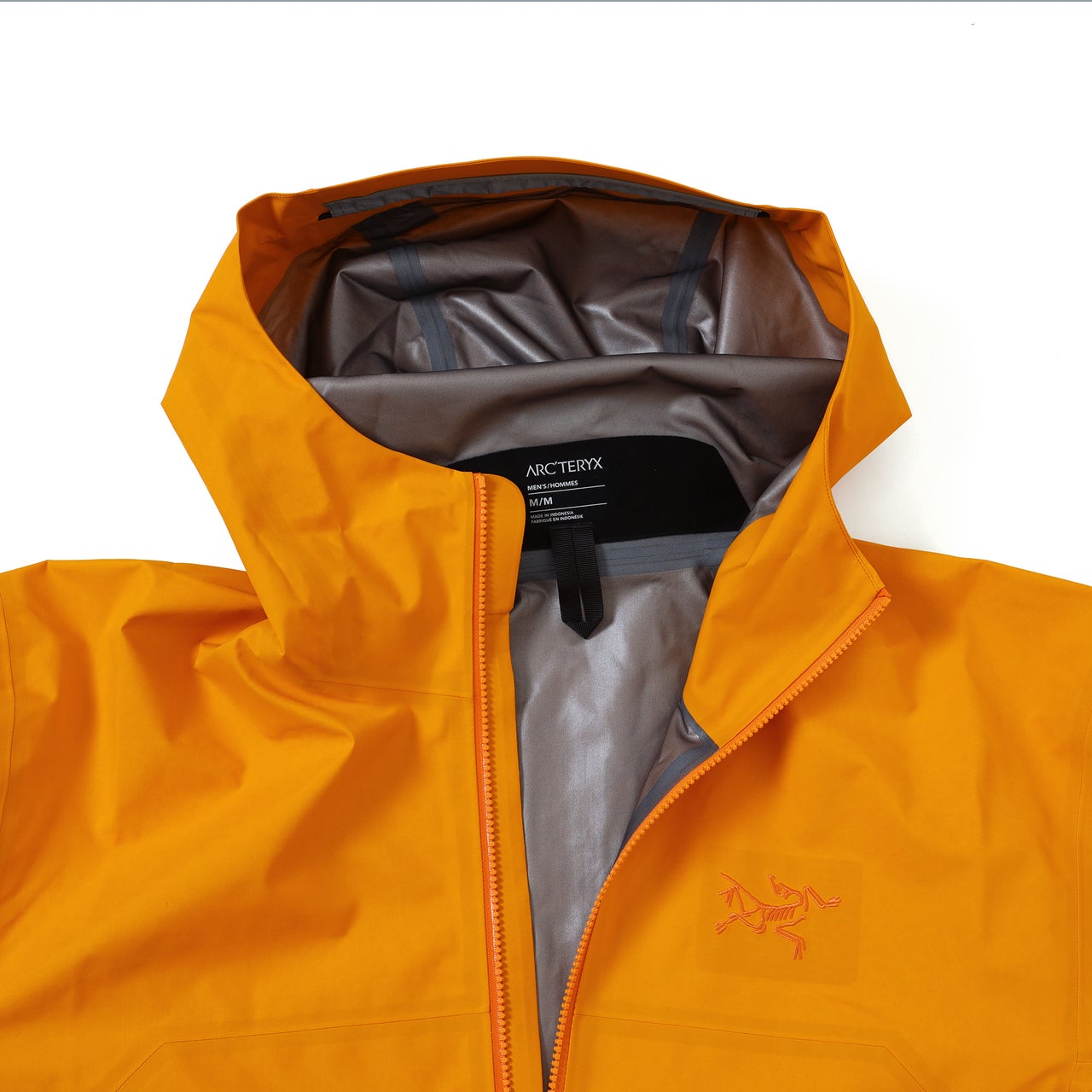 アークテリクス　ビームス　コラボ　シェルジャケット　襟元