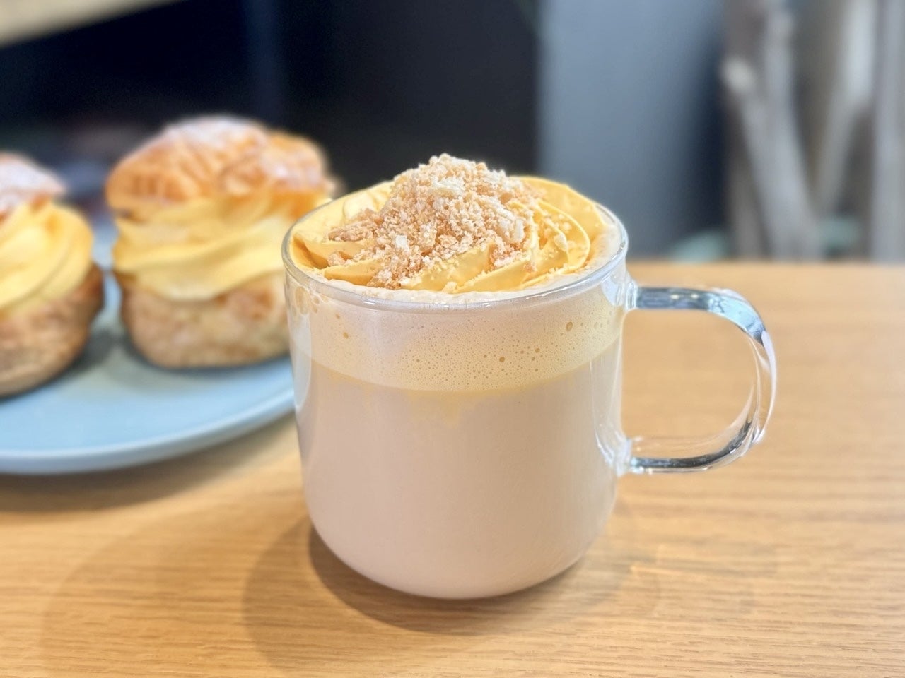 スタバ新作メニュー「シュークリーム ラテ」