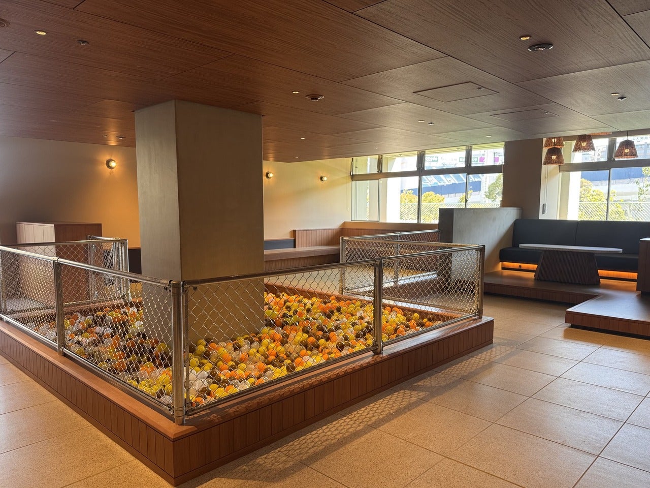 「OMO7横浜 by 星野リゾート」室内ドッグラン