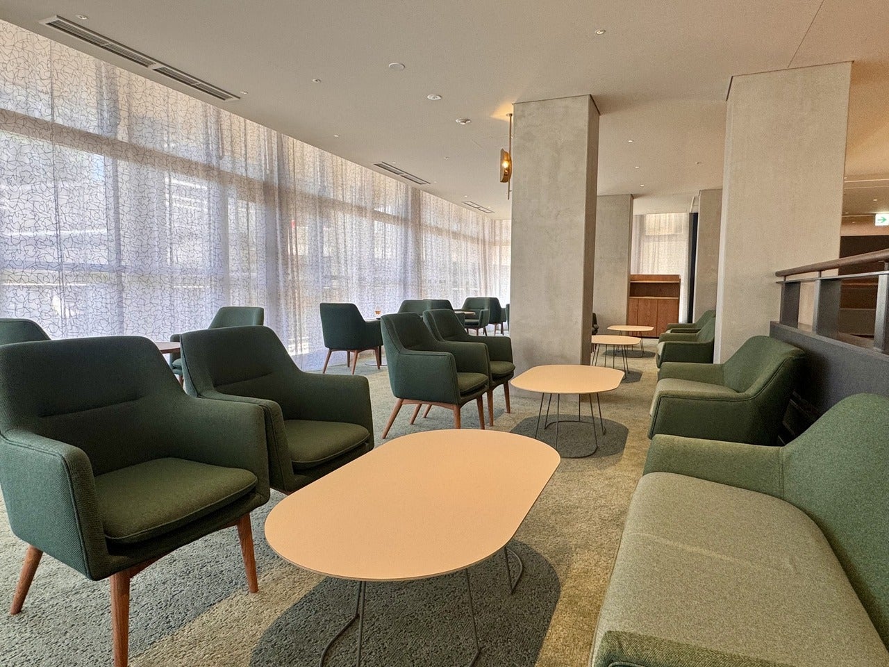 「OMO7横浜 by 星野リゾート」ビジター利用OKフロアの様子