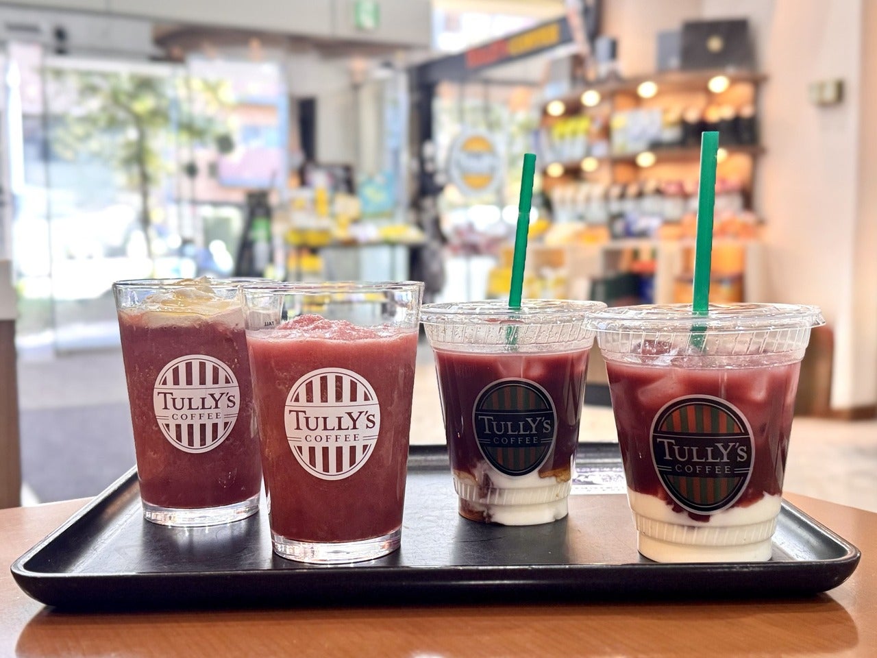 タリーズアサイー飲み比べ　オススメカスタム、期間限定メニュー