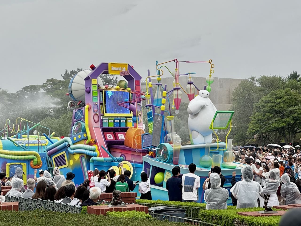 東京ディズニーランド夏のパレード