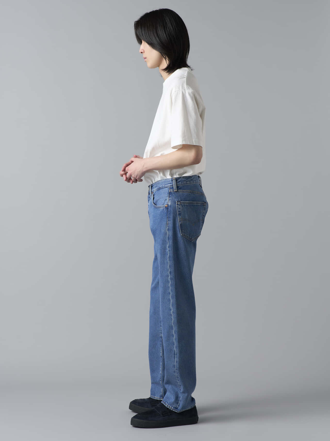 リーバイス&reg;（Levi's&reg;）の501&reg; Relaxedの試着画像横向き