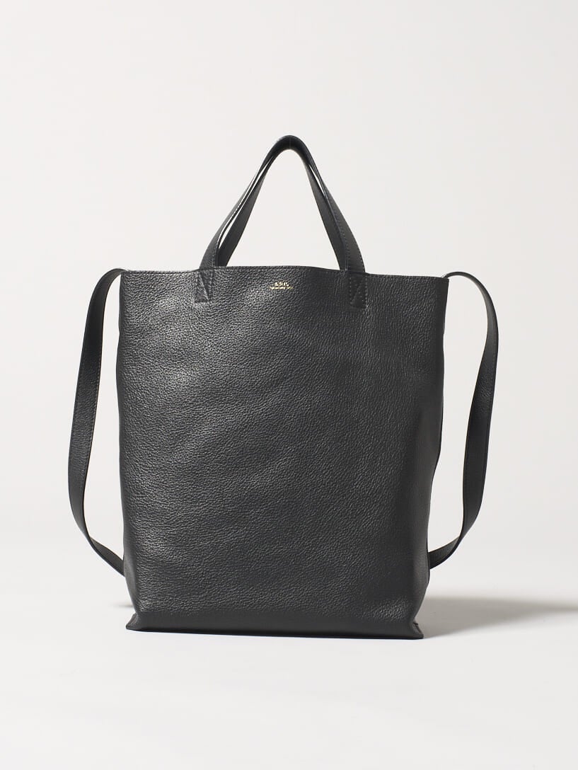 黒バッグ「アー・ペー・セー ミディアムトート」1