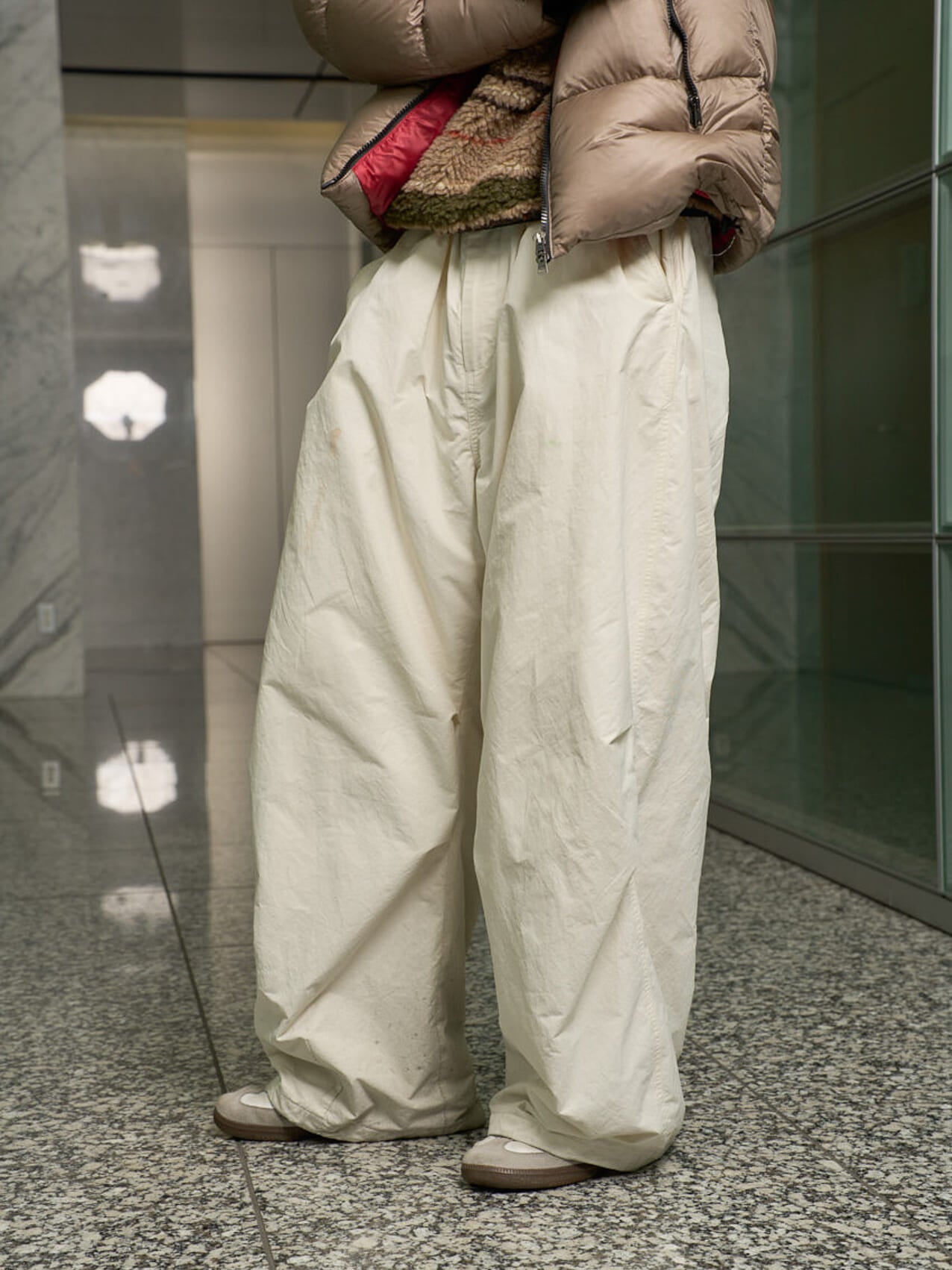 豊田裕大の私服スナップ_アモーメントのパンツサイド