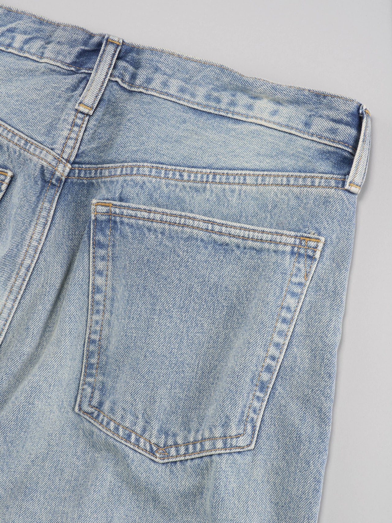 GAP 90s LOOSE BOOTの後ろポケット