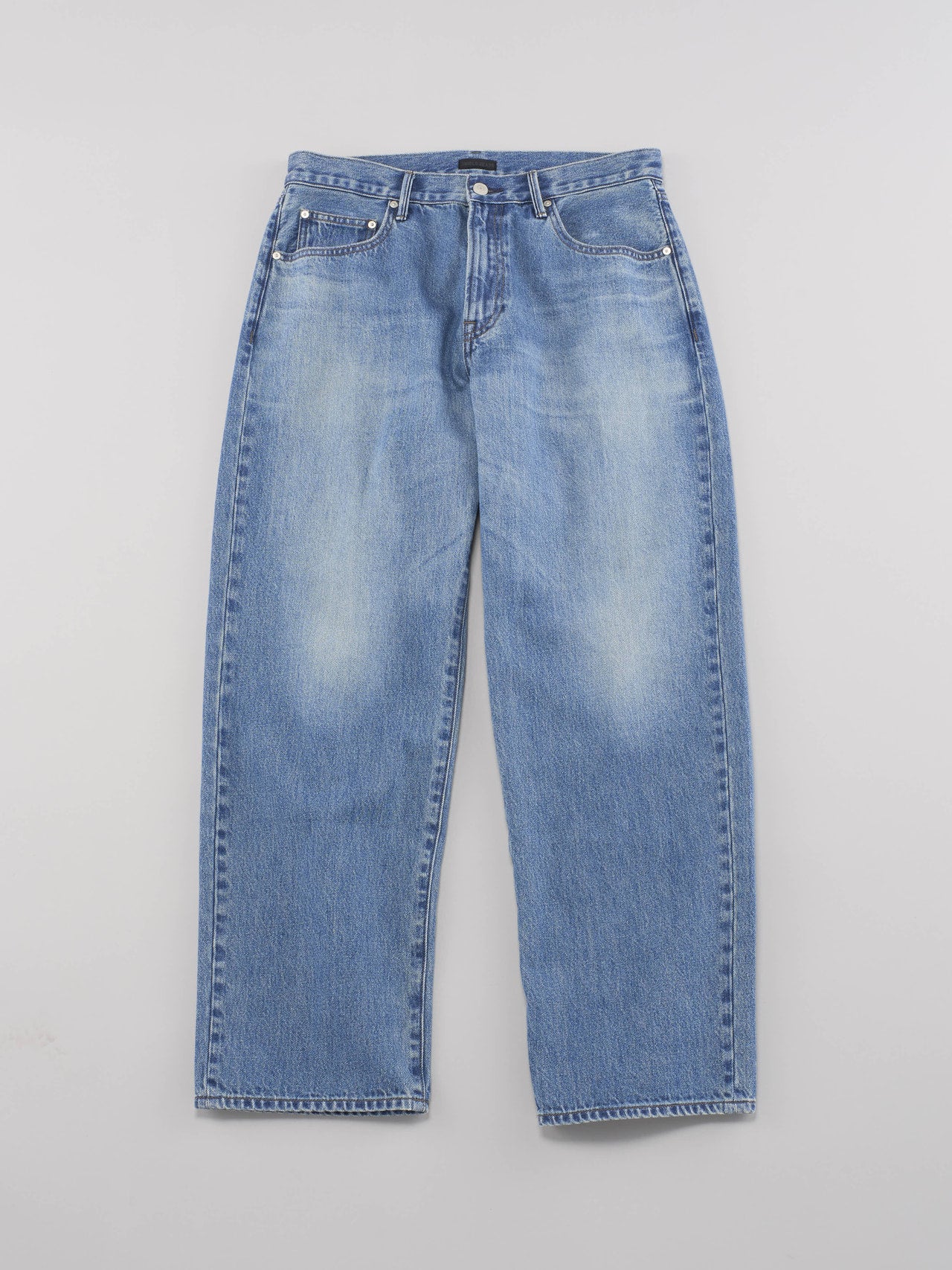 ユニクロのバギージンズ