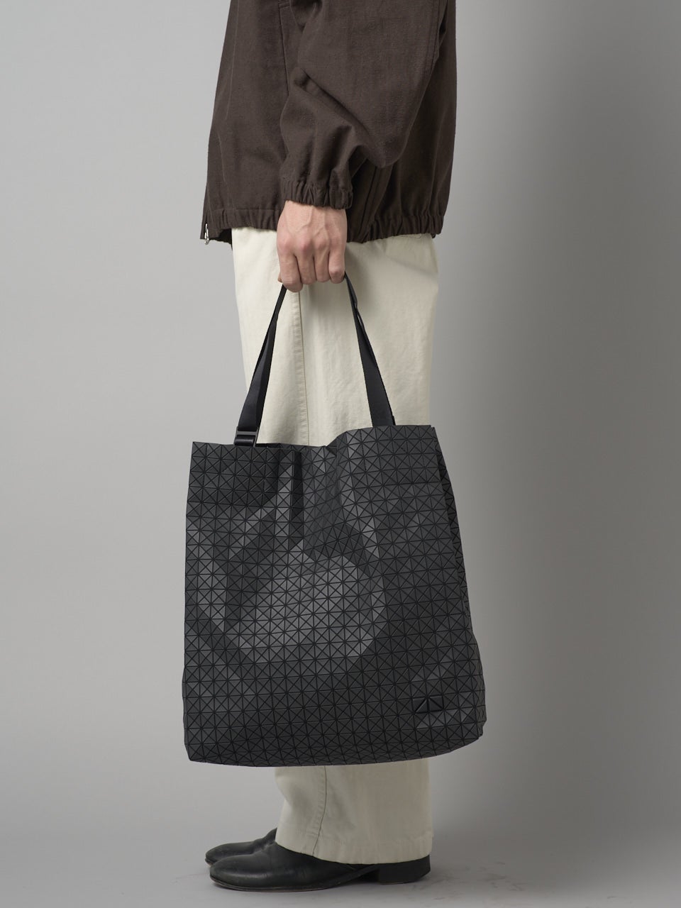 黒バッグ「イッセイミヤケ」9