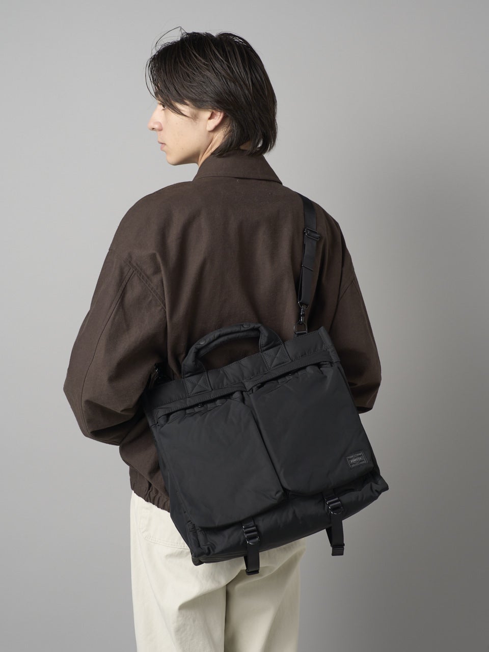 Gallery]「ポーター」の黒トートバッグを試着＆本音レビュー