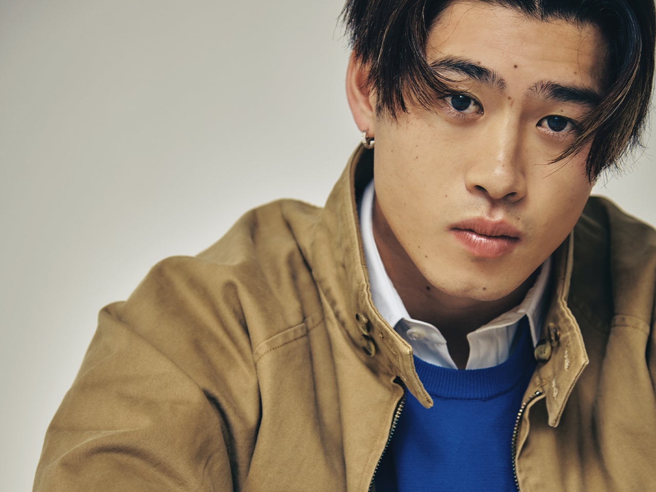 SCフライブルク「鈴木唯人」インタビュー。私服・ファッションスタイルの話からW杯に対する思いまで、“高み”までの覚悟。