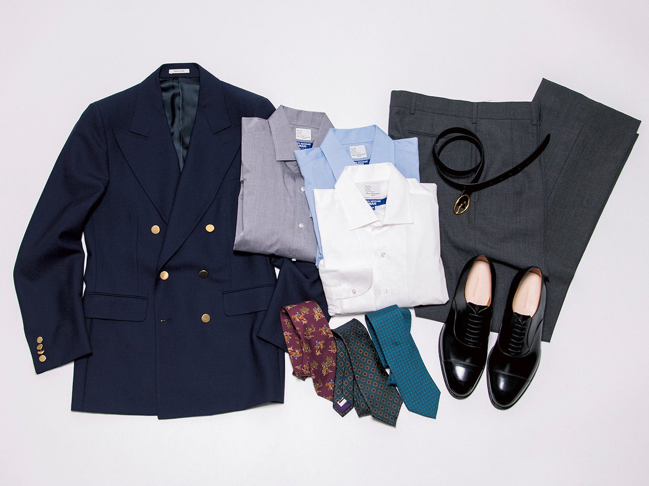 もっと早く知っておきたかった...。初めてのドレスアップに必要なワードローブ＆秘密道具。「ジュンヤ ワタナべ マン」のシャツ、プロ顔負けの衣類スチーマー...