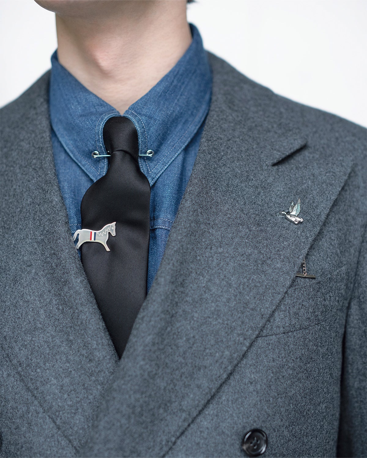 動物モチーフのピン