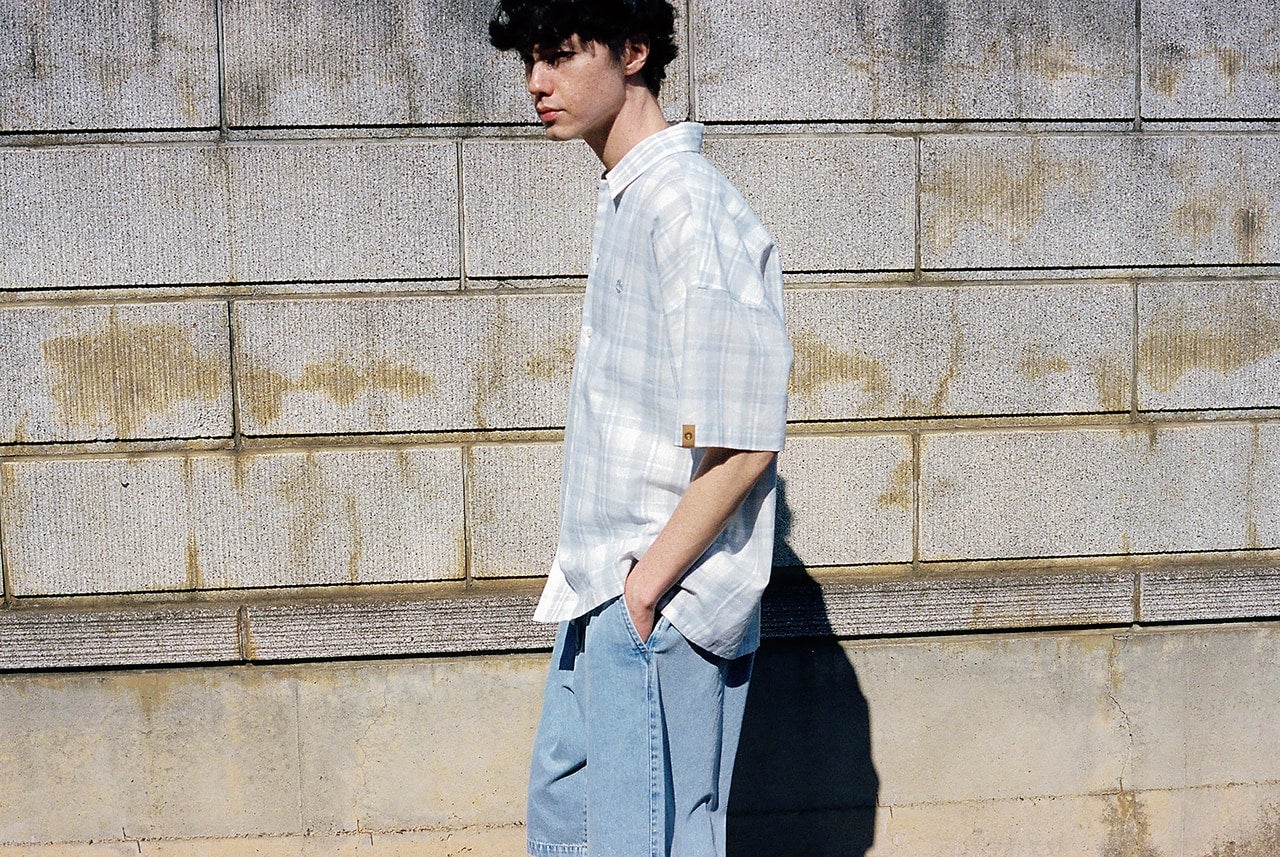 リネン ブレンド ヤーン ダイ プレイド 半袖 シャツ   ユニセックス　ビジュアル