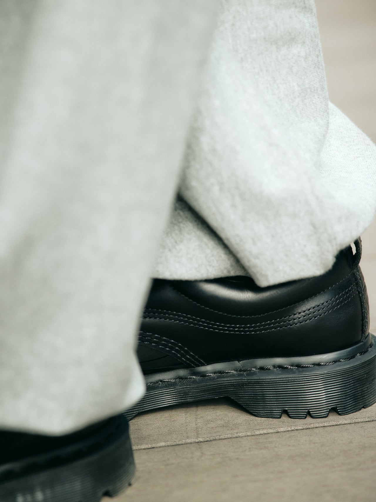 〈Dr.Martens〉×〈BEAMS〉の革靴 2