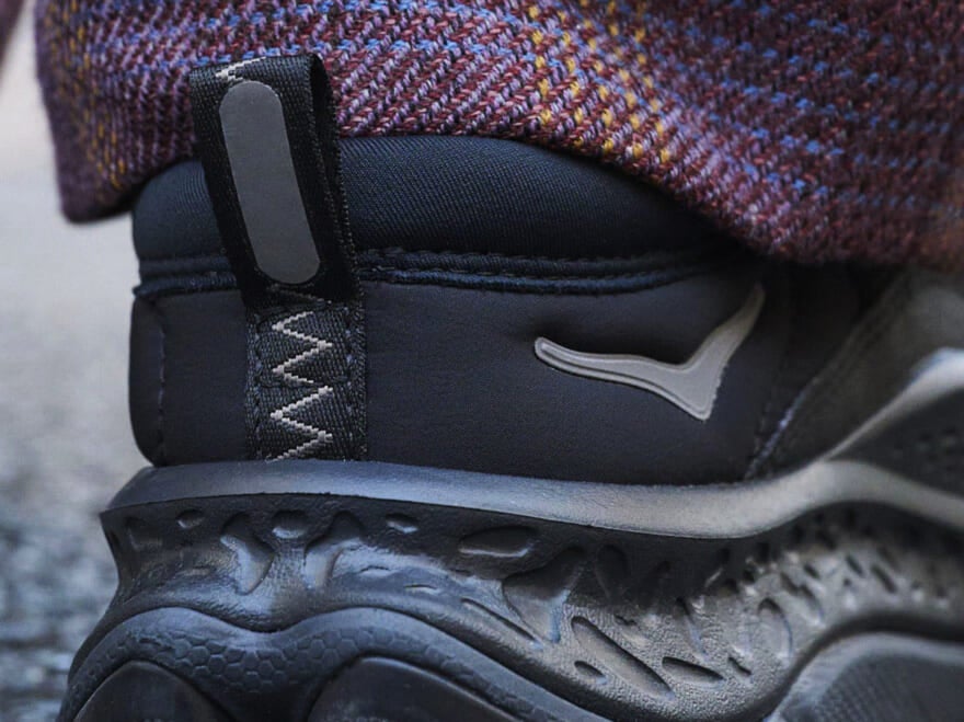 オシャレな人が最高に買ってよかった「黒スニーカー」と正解着こなし４選！OAO、ホカ...差がつくセレクトに注目を！