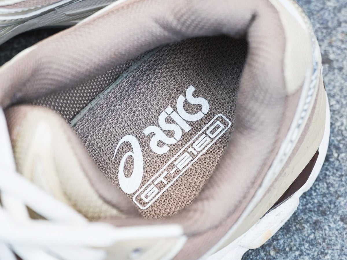 「アシックス」こそ“大人カラー”で。オシャレな５人の愛用スニーカーと買ってよかった理由について。