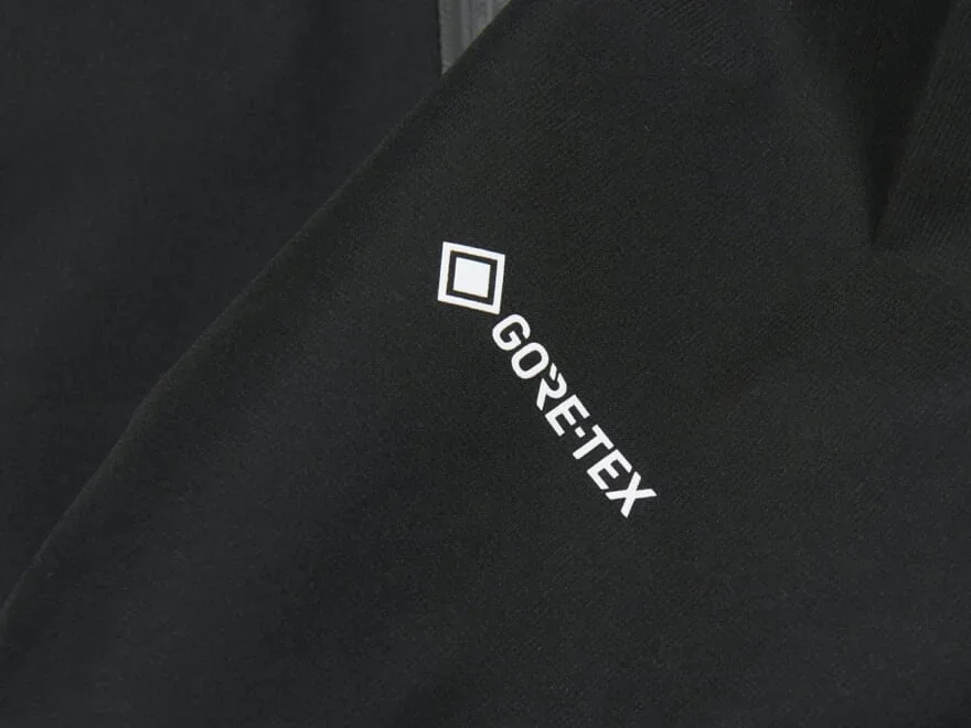 美品　モンチュラ　スーパーノヴァ　ゴアテックス　ライダーズジャケット　黒　ＸＳ Gallery] 完売前に買うべき「黒ゴアテックスジャケット」6選