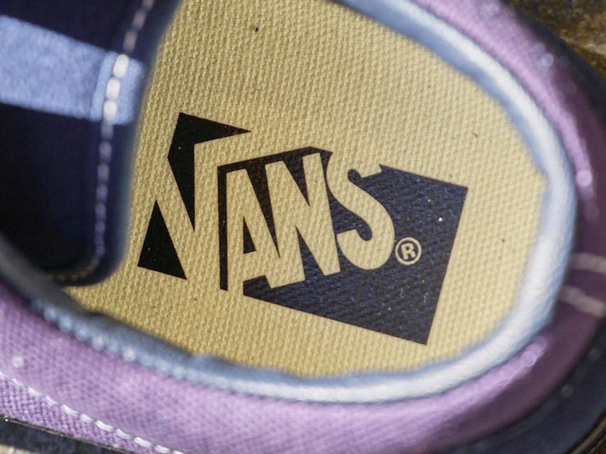 オシャレな人の「ヴァンズ」はひと味違った！シュプリーム、コラボなゴアテックス、プレミアムライン...愛用スニーカー５選！[VANS]