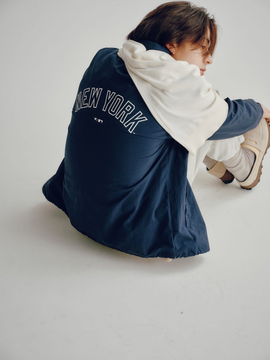 ニューヨーク・ヤンキースのコーチジャケットの背面にあしらわれた球団ロゴ