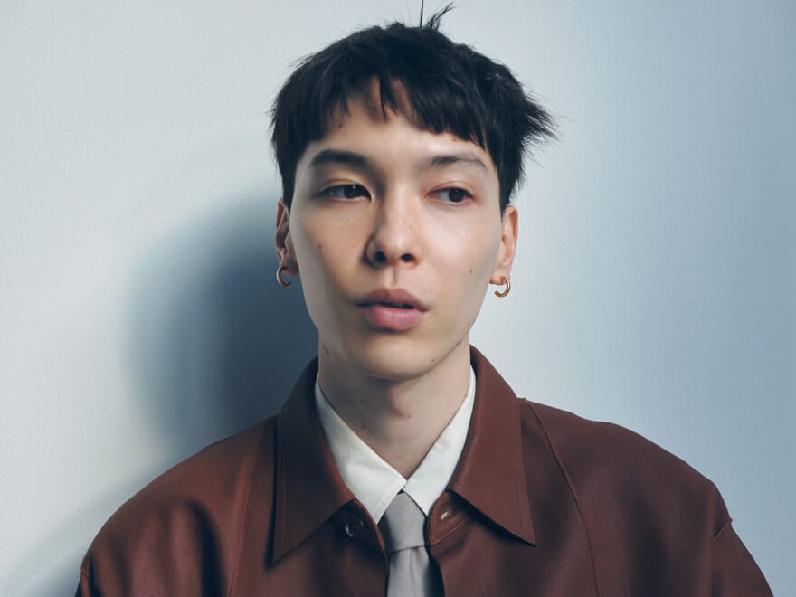 Jouete（ジュエッテ）のピアスを着用するメンズノンノモデルの守屋光治