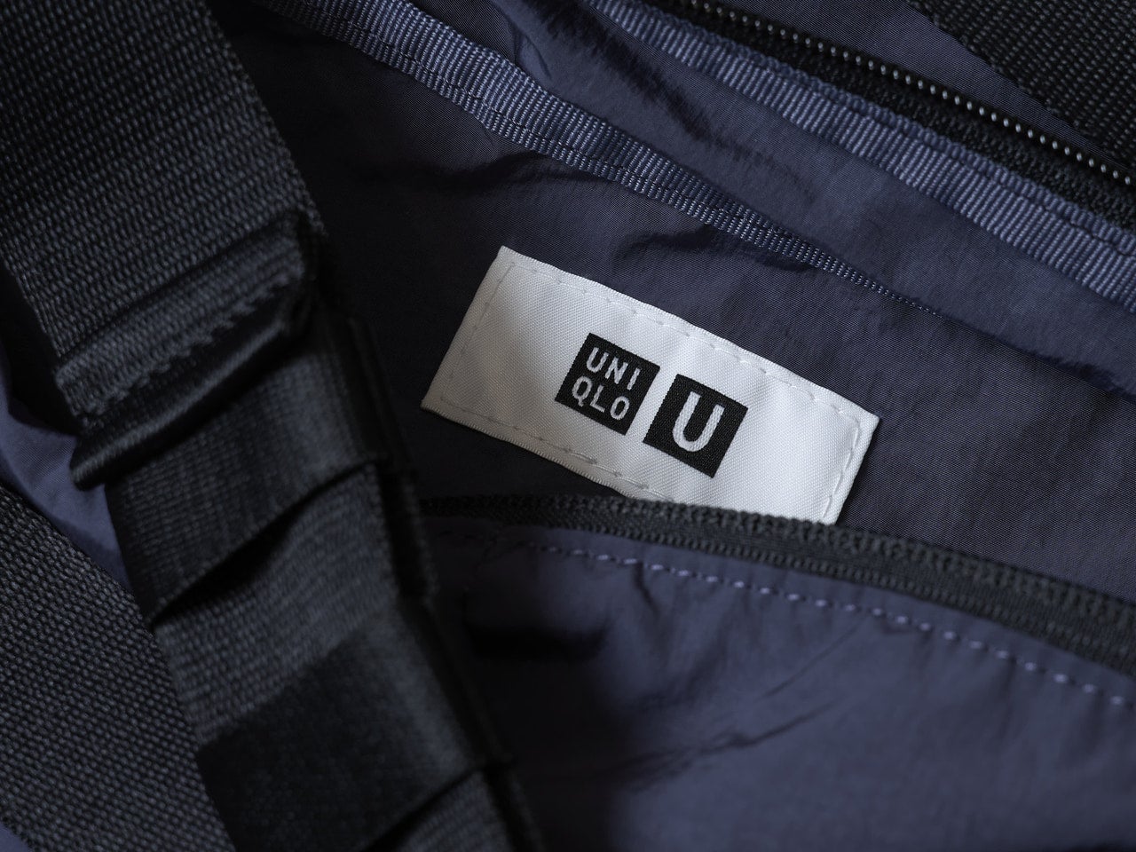 意外と知らない「ユニクロ ユー」の小物の実力。2026年春夏新作小物を、服好きモデルが試用＆本音レビュー！[Uniqlo U]