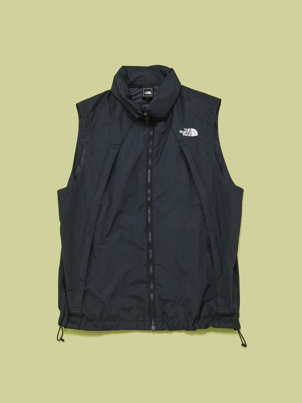 ザ・ノース・フェイスの黒いチムニーウインドベスト 