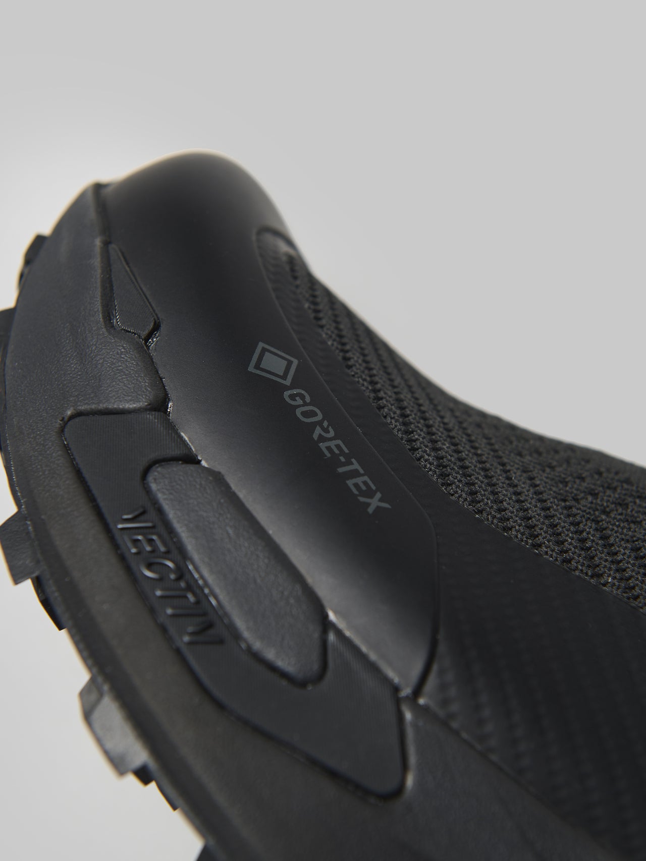 ザ・ノース・フェイスのベクティブ サプル スニーカーのゴアテックスロゴ