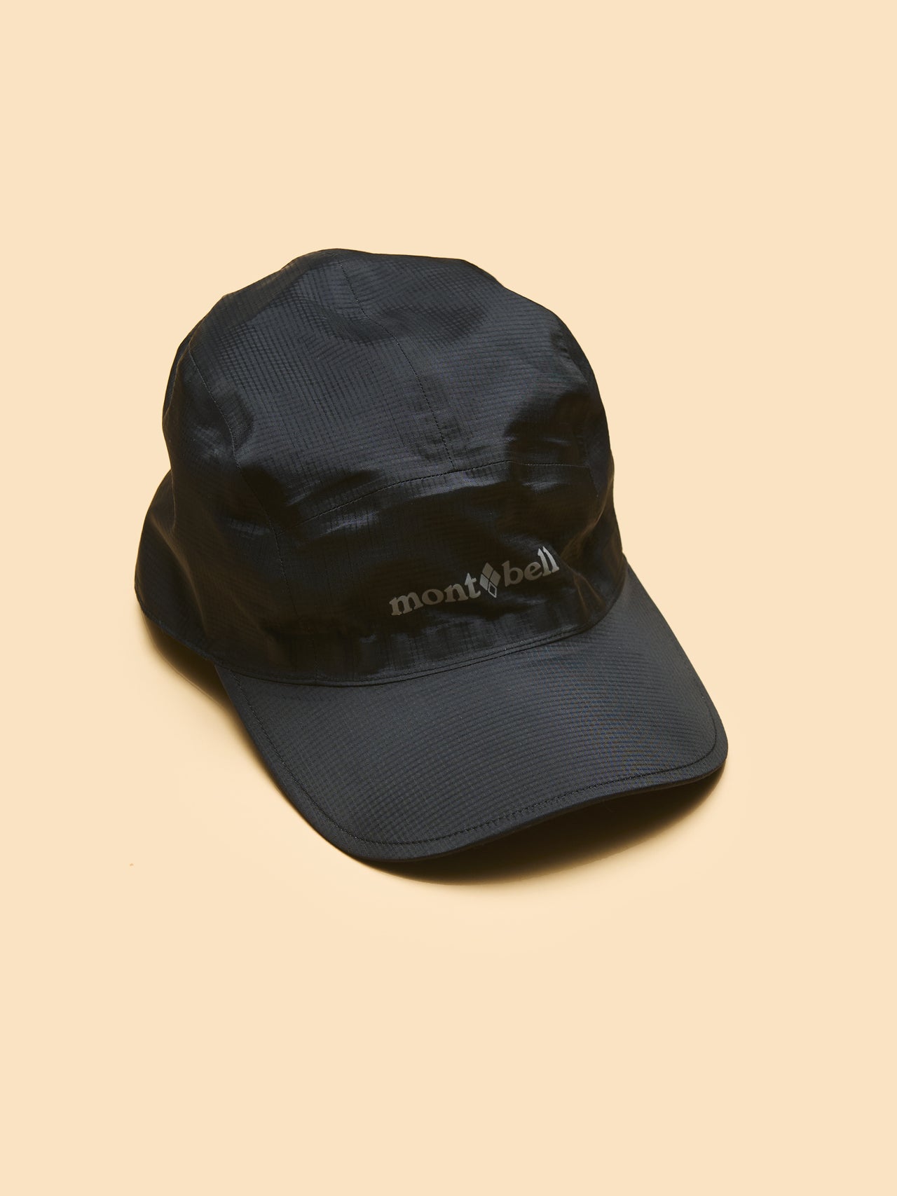 モンベルのレインキャップ