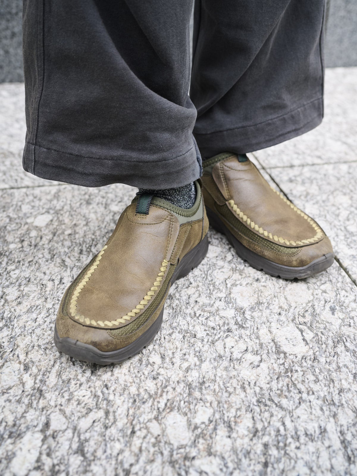 ノーブランドのシューズ