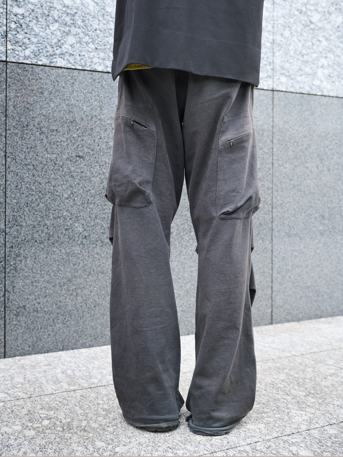 カイコーのパンツのバック