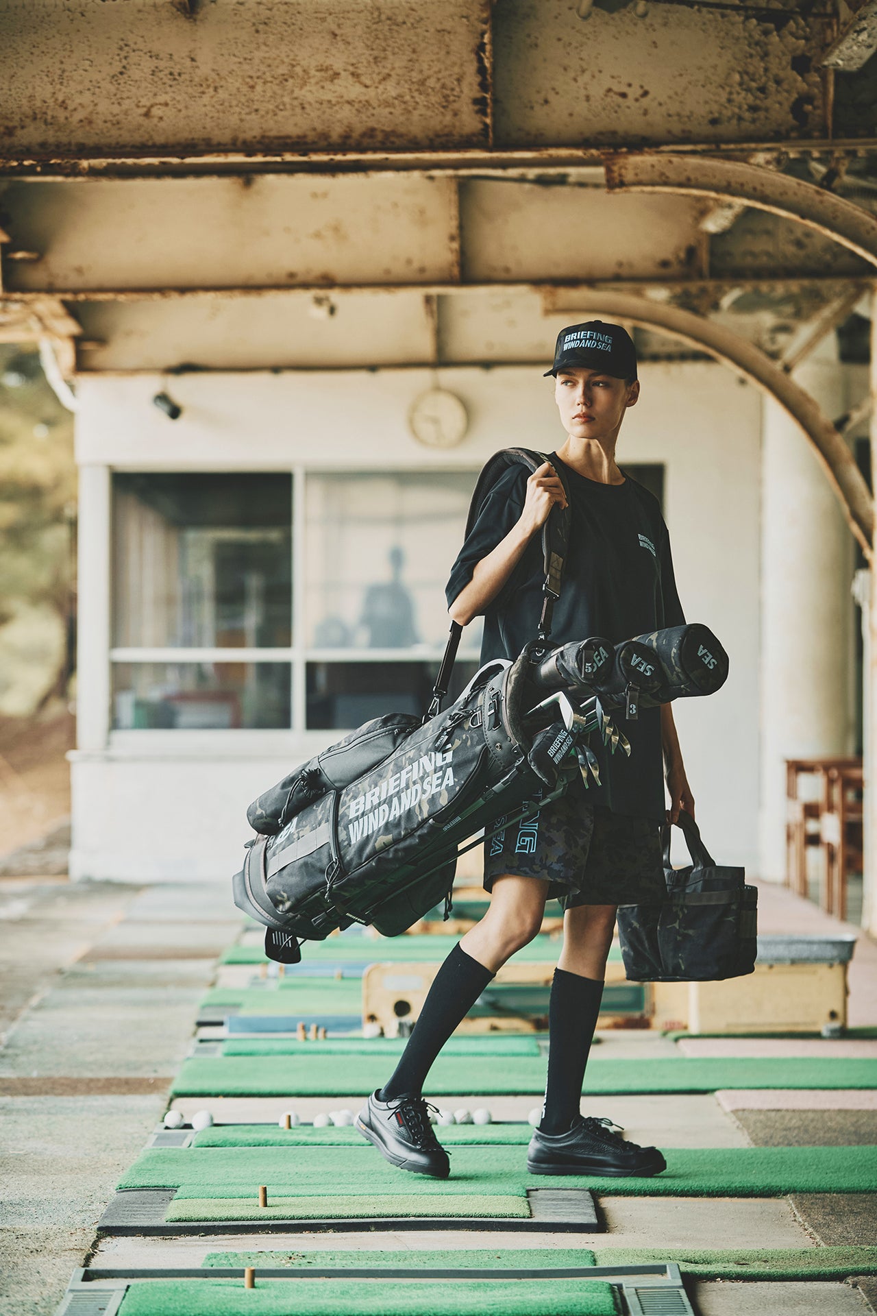 BRIEFING &times; WDS T-SHIRT CAMO