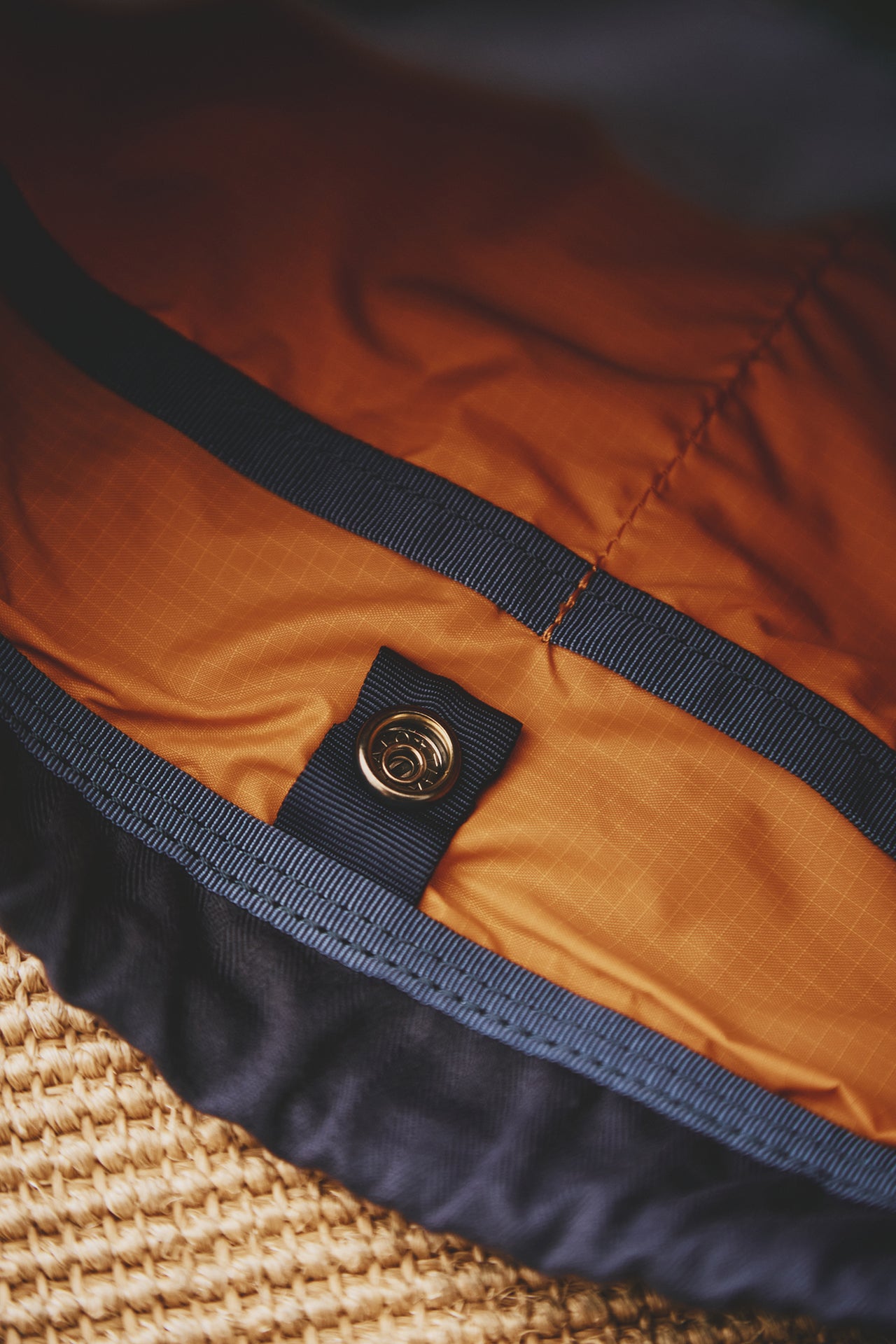 BRIEFING APRON BAG　内側