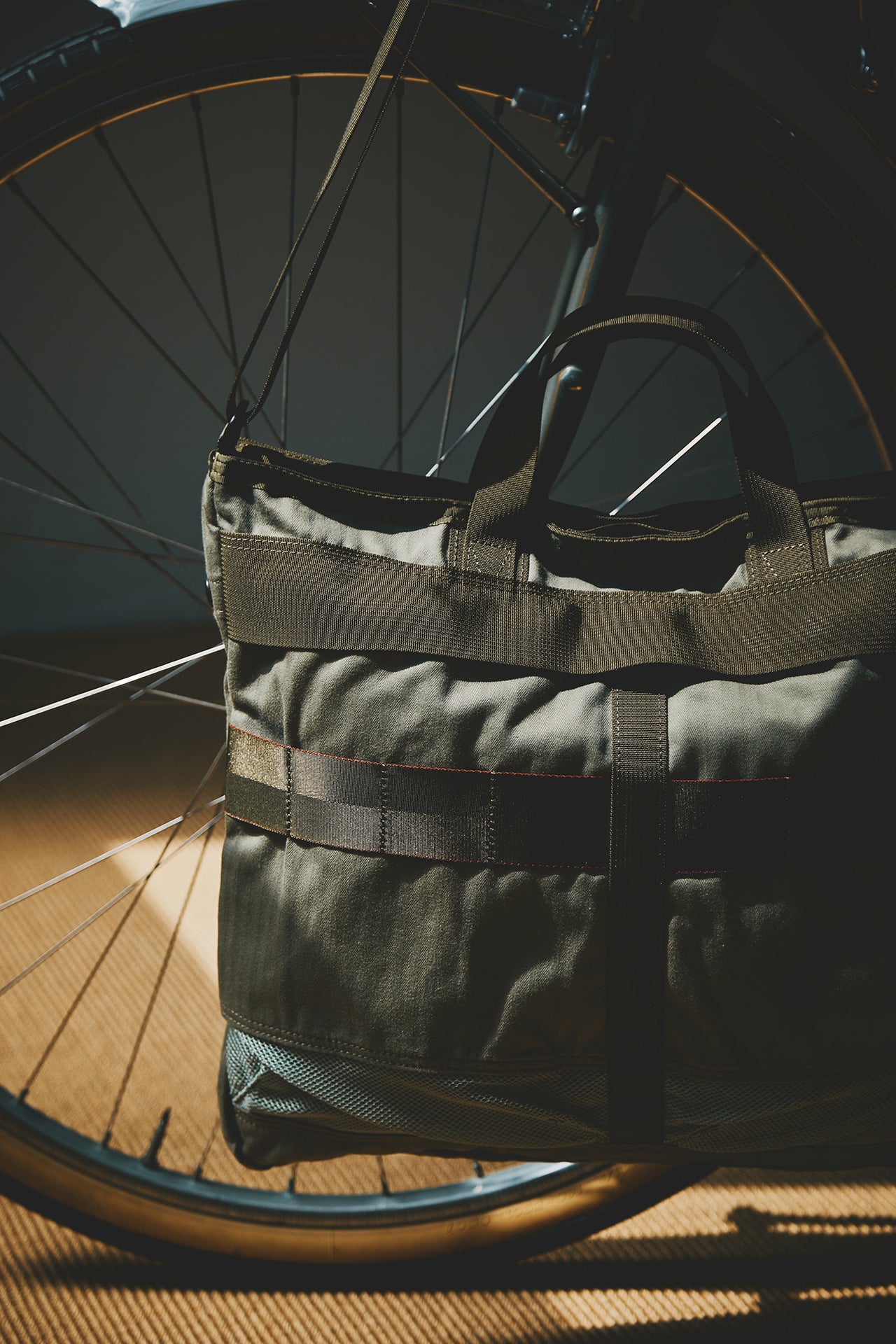 BRIEFING &times; FUJITO UTILITY HELMET BAG　　ビジュアル