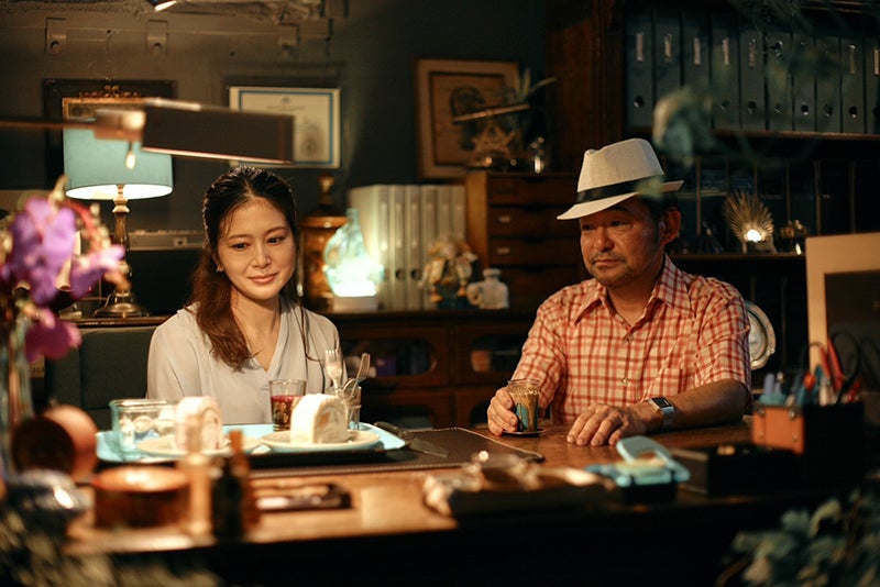 シャネルの映画人育成メンターシッププログラムで選ばれた古川葵さんによるショートフィルム作品「夕べの訪問客」の場面写真4