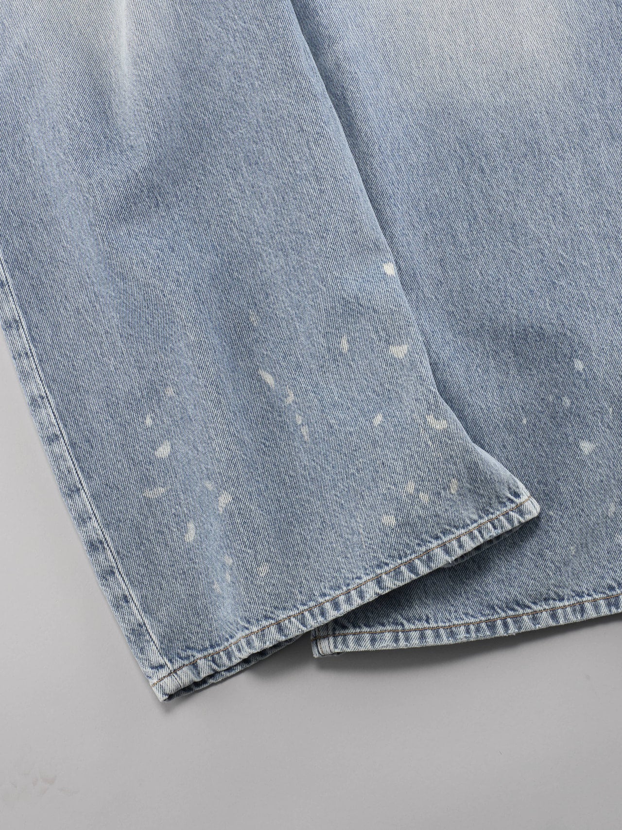 カルバン・クラインのEXTREME BAGGY JEANの裾