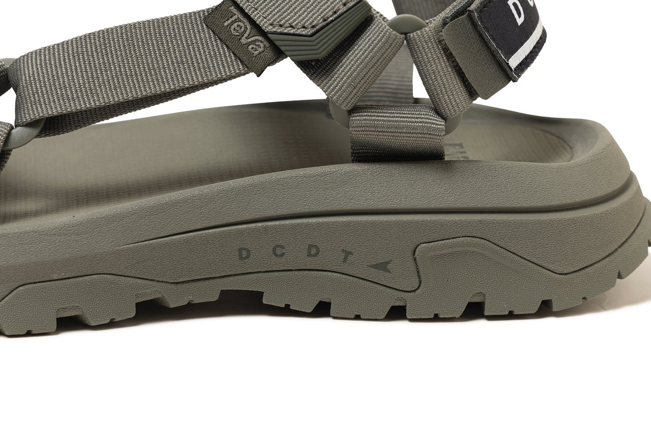 Teva &times; DESCENDANT 初　　コラボレーションモデル　踵　寄り