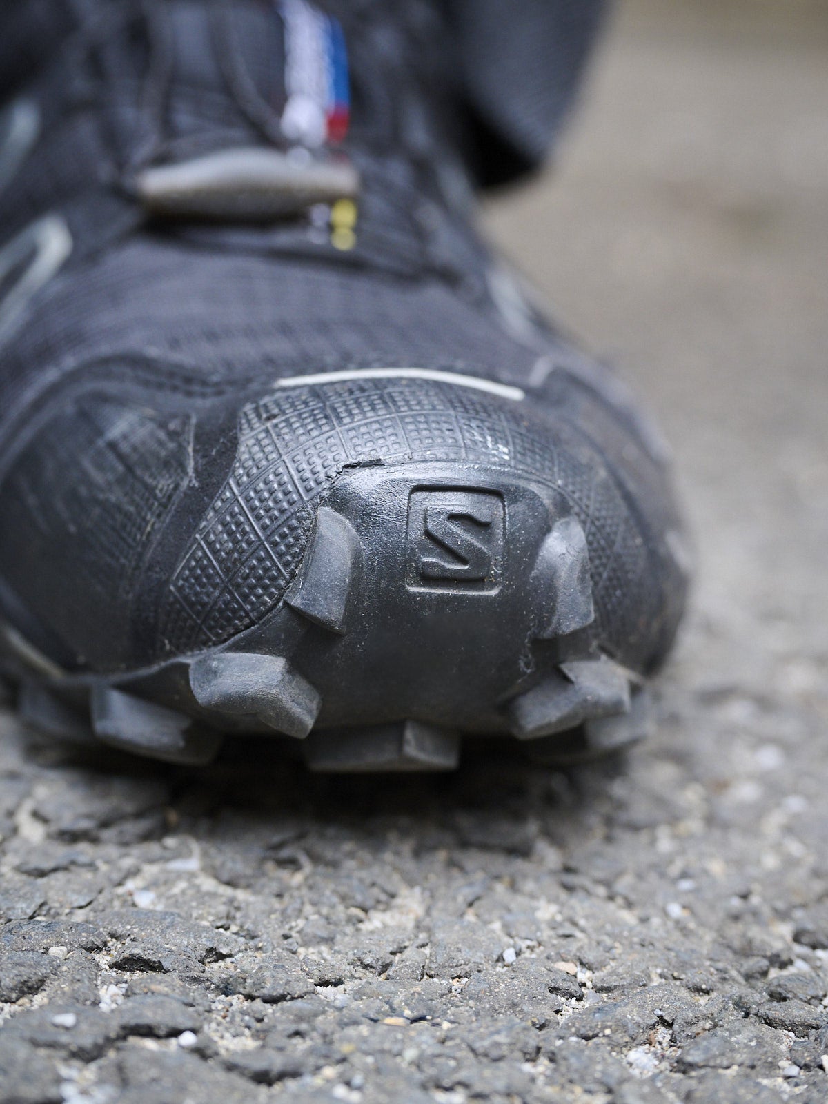 サロモン　スピードクロス４　トウのロゴ