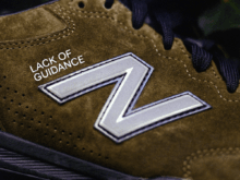 ニューバランスの最新コラボは“フットボール”な世界。「Lack of Guidance(ラック・オブ・ ガイダンス)」とのカプセルコレクションがW杯イヤーに発売。