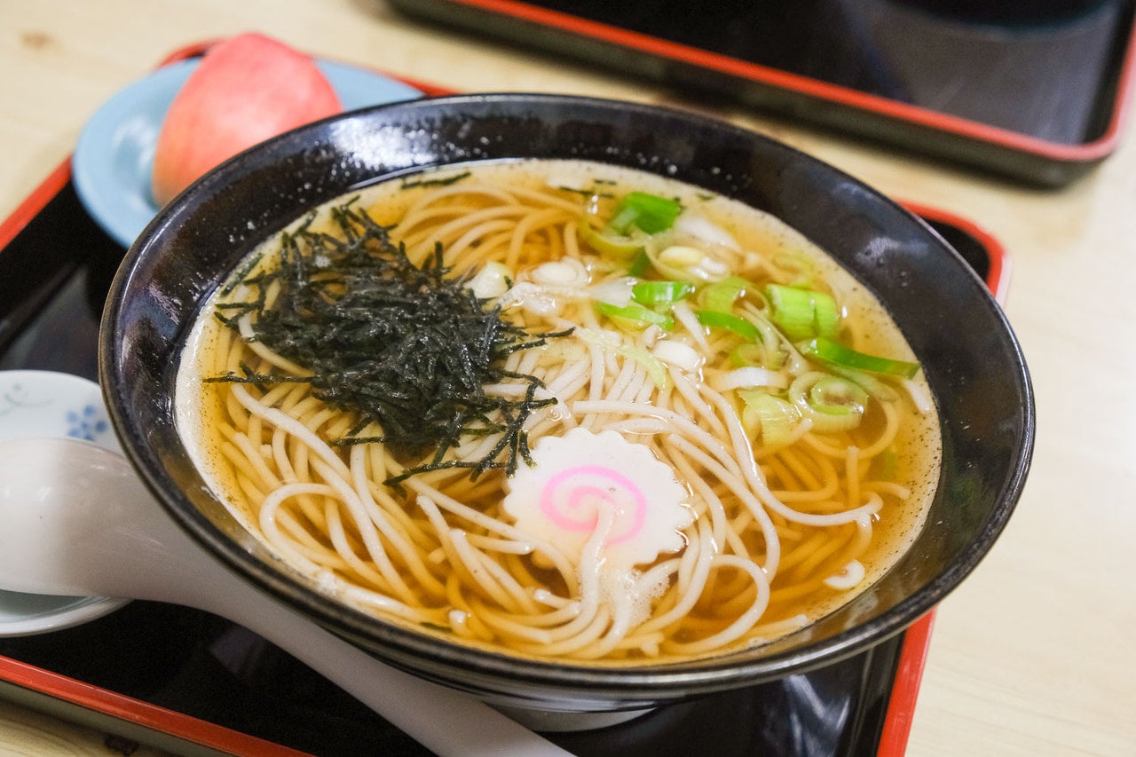 青森県弘前市『三忠食堂』津軽そば