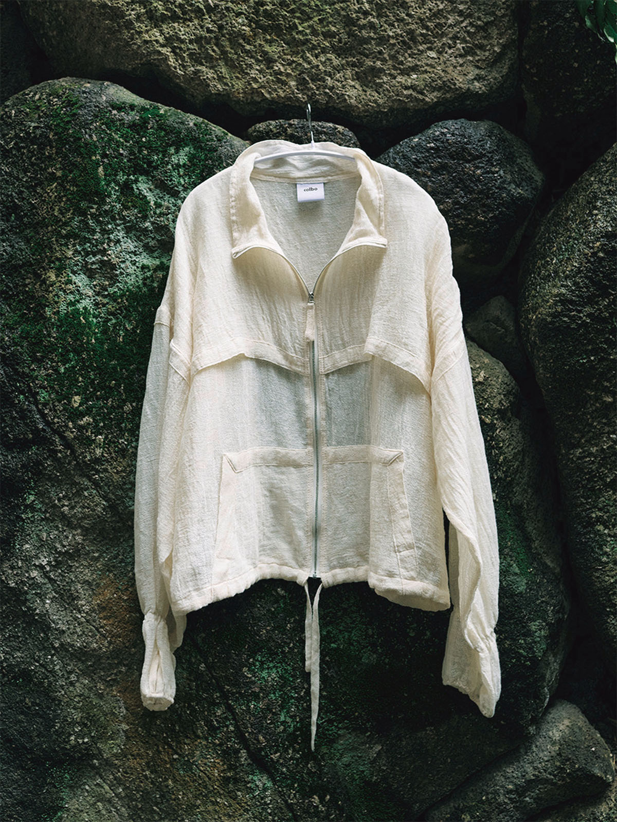 ジャケット（コルボ）￥101,200／コンクリート