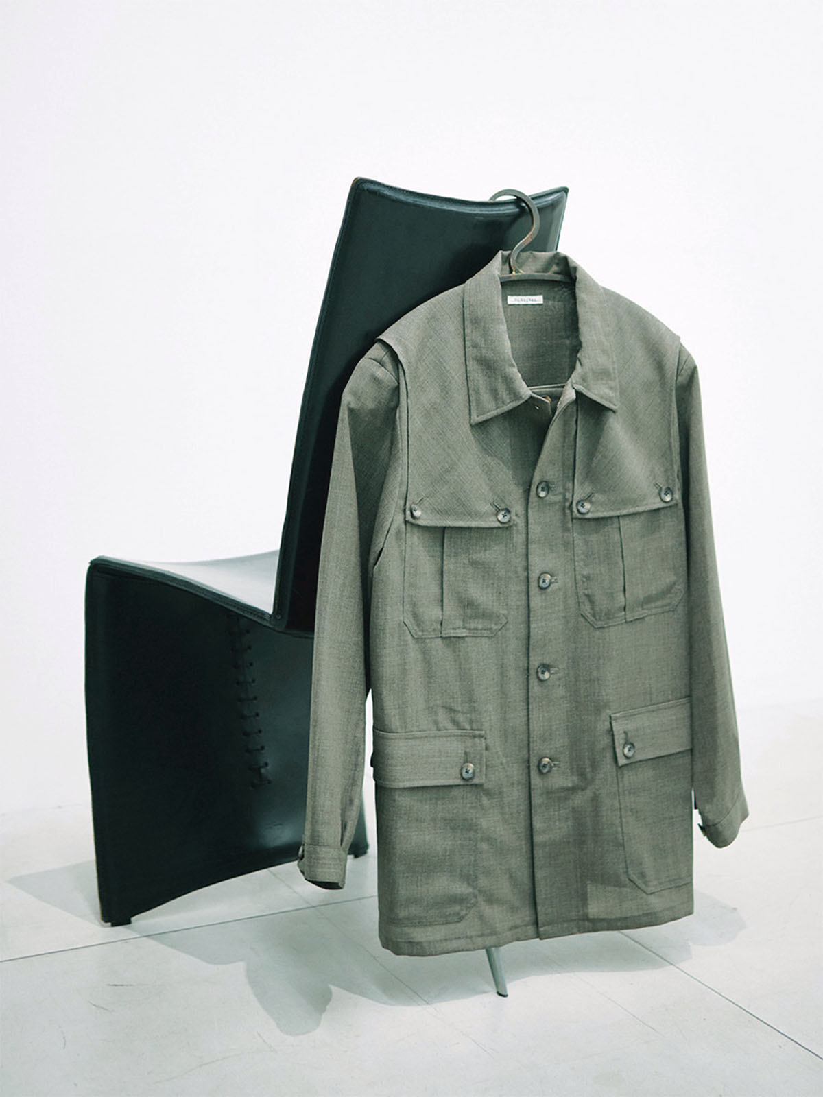 ジャケット￥106,700／オルタンス